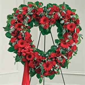 Lutz Standing Red Heart Spray